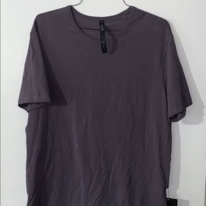 NWT Lululemon 5 year basic T